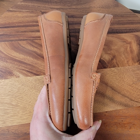 Nurture Women's Tan Leather Loafers Size 6.5 Almond Toe Comfy Basics Neutrals - Picture 12 of 17